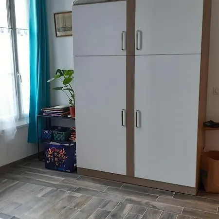 Apartament Studio Refait A Neuf De Plein-pied Rochefort (Charente-Maritime)